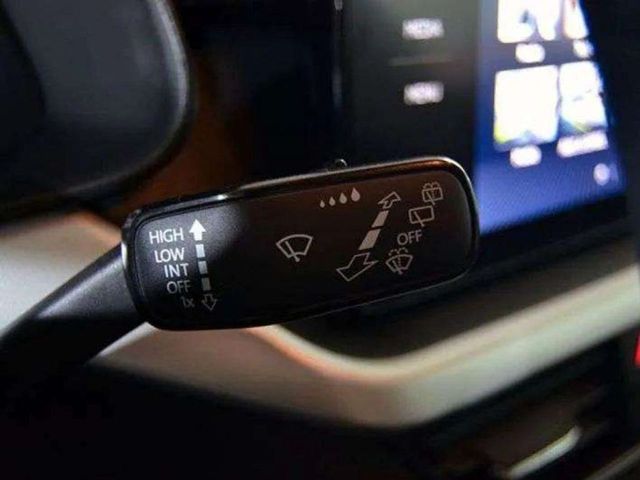 Skoda Kamiq 1.0 TSI 70kW (95CV) SELECTION