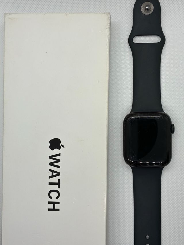 97% - Apple Watch SE 2 44mm GPS