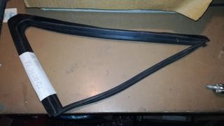 PIEZAS VARIAS DE VEHICULOS CLASICOS (6)