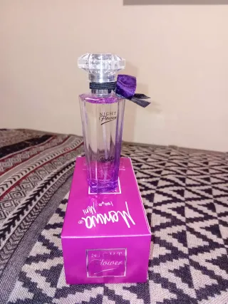 Perfume Night Flower Rosa y Plateado