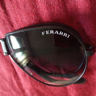 Gafas de sol vintage plegables Ferrari