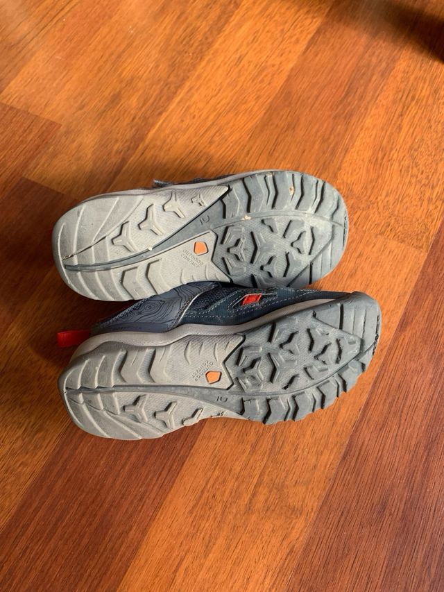 Zapatillas trekking Decathlon Talla 31