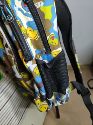 Mochila grande con alegría