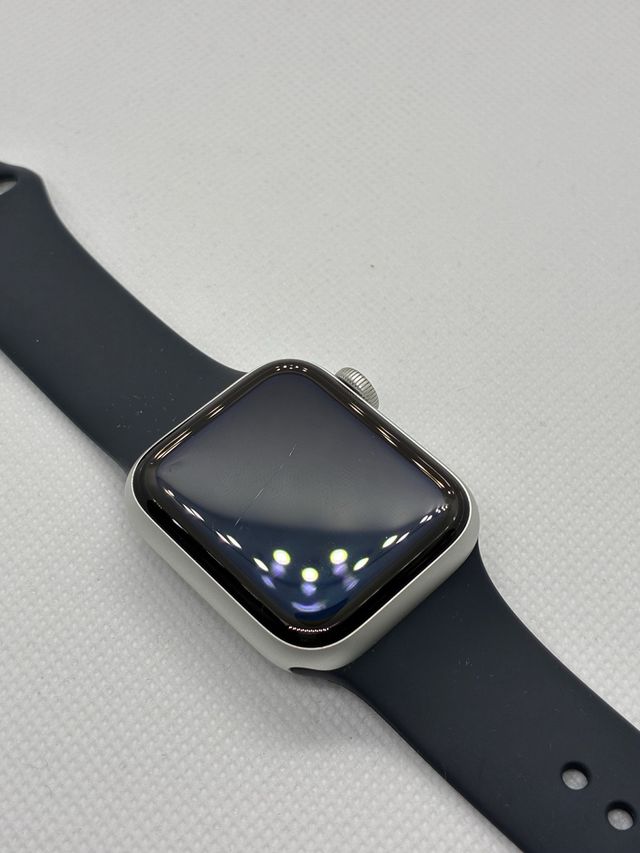 94% - Apple Watch SE 2 40mm CELL