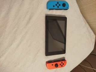 Nintendo Switch Azul y Rojo