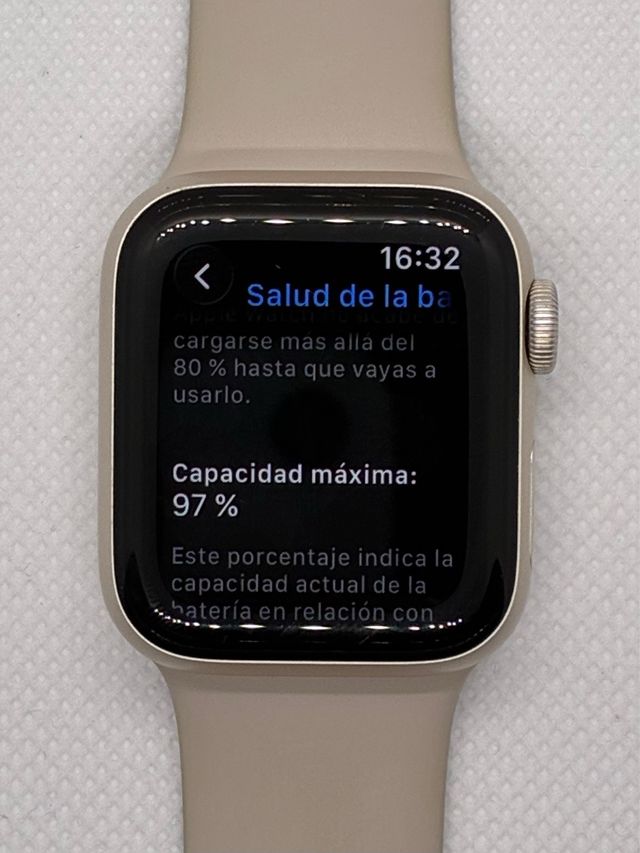 97% - Apple Watch SE 2 40mm GPS