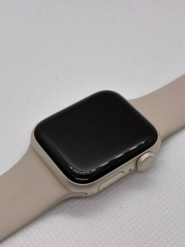 97% - Apple Watch SE 2 40mm GPS