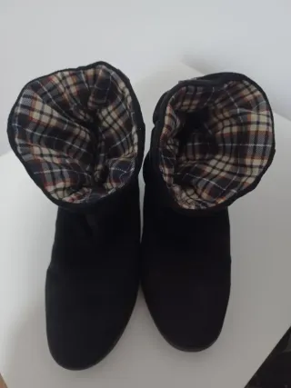 Botines negros mujer