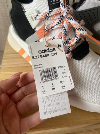 Deportivas Adidas Blancas y Naranja