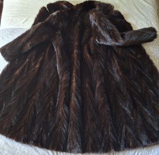 Abrigo vintage lujo años 70 –Boutique Ero’s Madrid