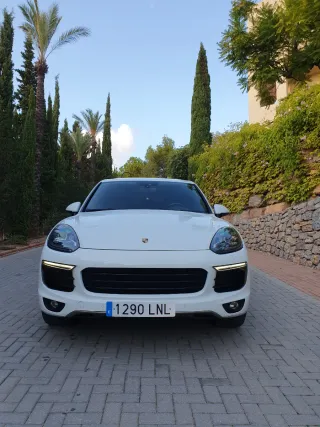 Porsche Cayenne 2016