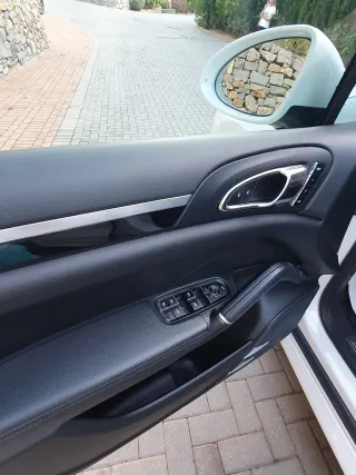 Porsche Cayenne 2016