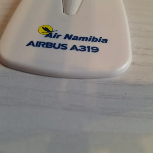 Maqueta Airbus A319 Air Namibia 1/200