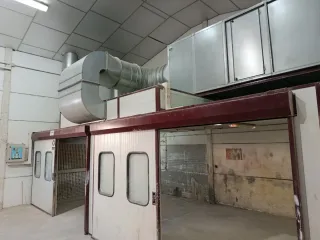 Cabina de pintura industrial