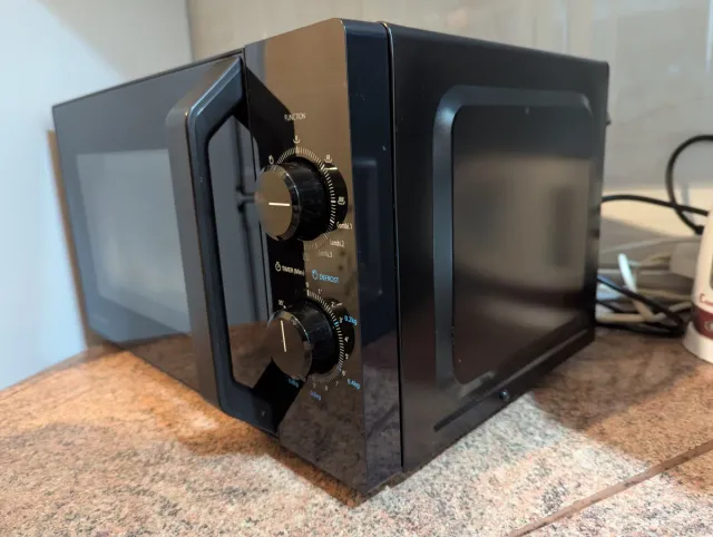 Horno Microondas Toshiba W2M20G(BK)/TMG20MM-21