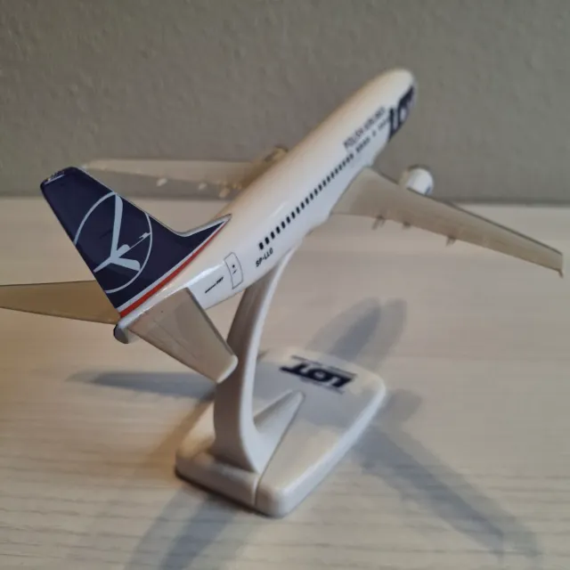 Maqueta Avión LOT Polish Airlines Boeing 737-400