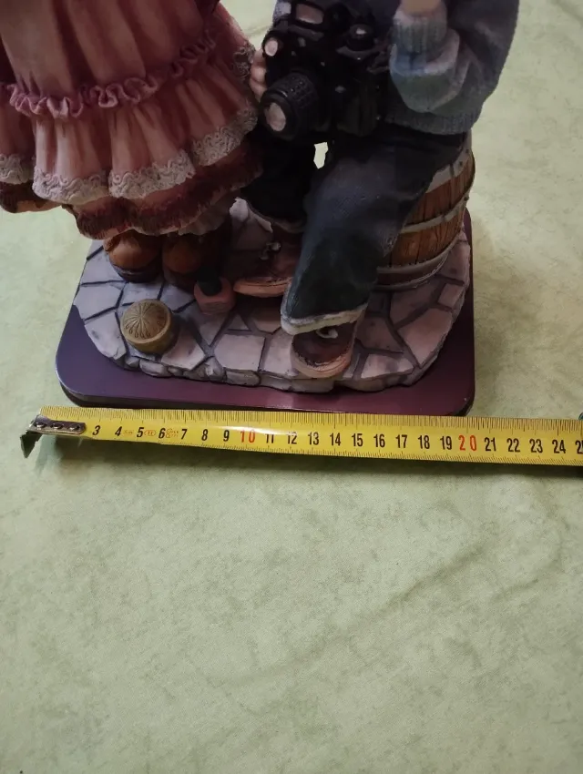 Figura decorativa niños con cámara
