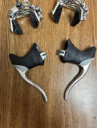 Manetas y puentes de freno Shimano RX100