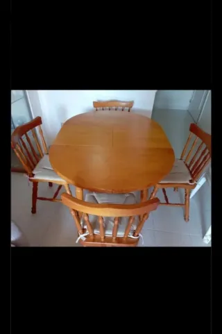 Mesa comedor extensible y sillas