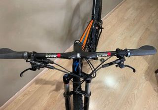 Specialized Stumpjumper Carbono 29”
