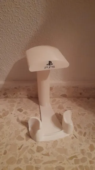 Soporte PS5 para mandos y casco