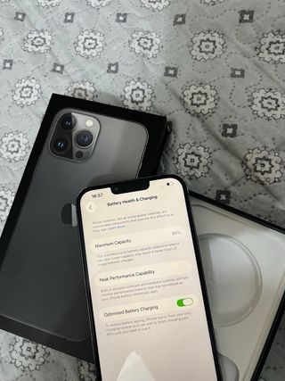 iPhone 13 Pro Max- 95% batería