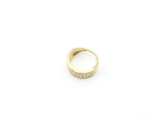 anillo oro 18k con piedra con circonita