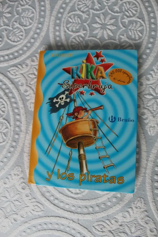 Lote libros infantiles Kika Superbruja