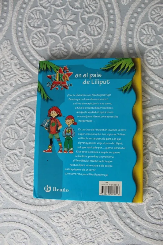 Lote libros infantiles Kika Superbruja