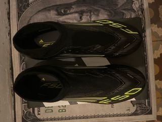 Adidas F50 Negras con Verde y Calcetín con cordon