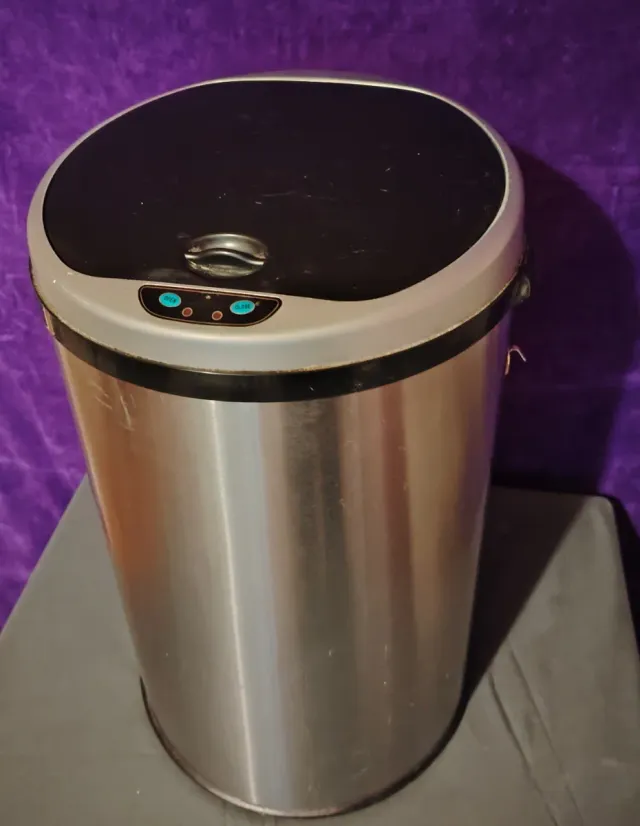 Papelera Acero Inoxidable apertura automática