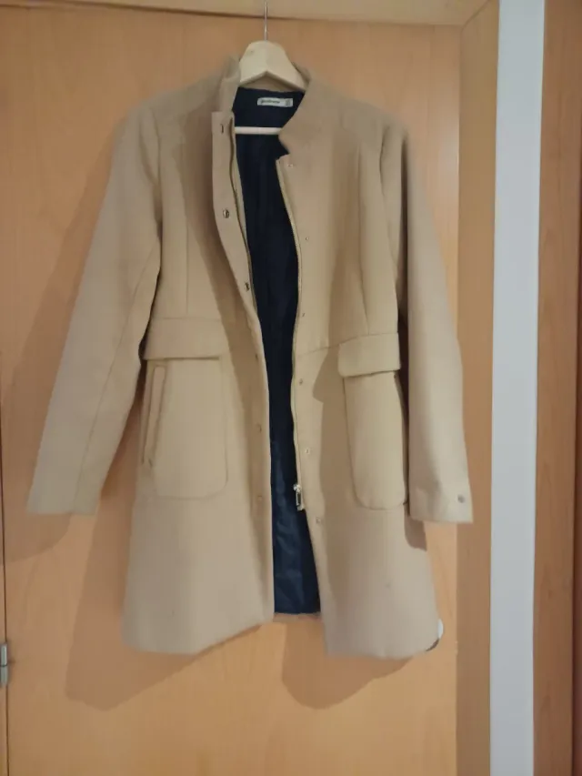 Abrigo largo beige
