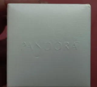 Piezas de Joyería diversas y lotes cajas Pandora