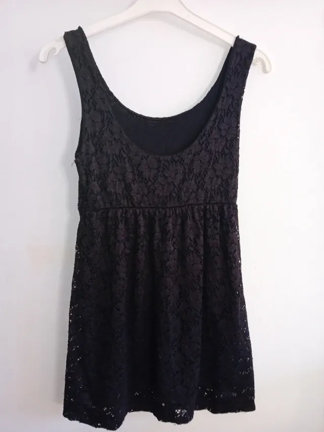 Vestido negro encaje
