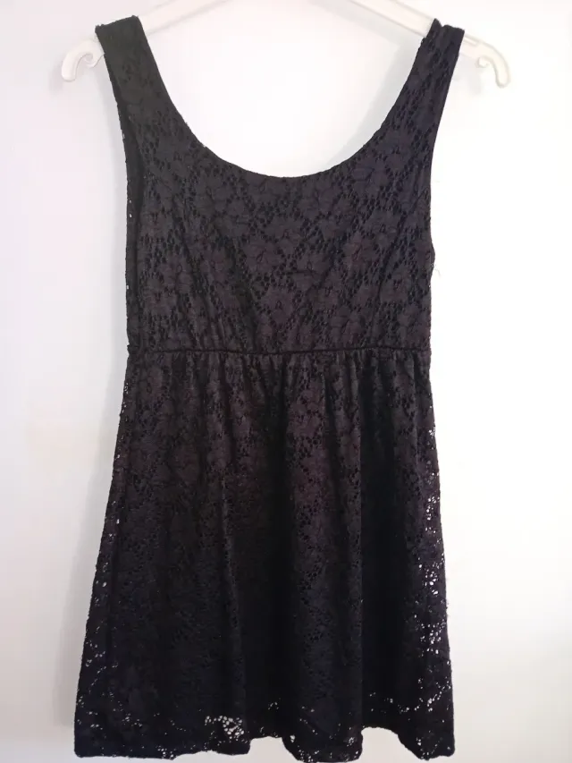 Vestido negro encaje