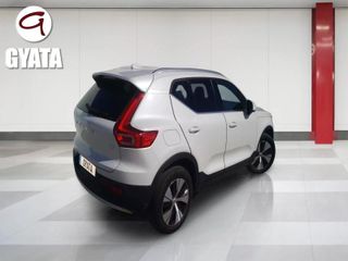 Volvo XC40 T4 PHEV Recharge Core Auto 155 kW (211 CV)