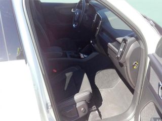 Volvo XC40 T4 PHEV Recharge Core Auto 155 kW (211 CV)