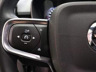 Volvo XC40 T4 PHEV Recharge Core Auto 155 kW (211 CV)