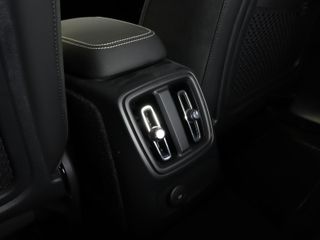 Volvo XC40 T4 PHEV Recharge Core Auto 155 kW (211 CV)