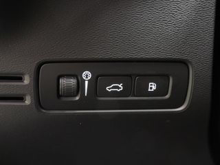 Volvo XC40 T4 PHEV Recharge Core Auto 155 kW (211 CV)