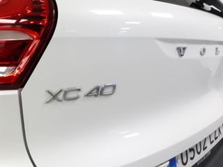 Volvo XC40 T4 PHEV Recharge Core Auto 155 kW (211 CV)