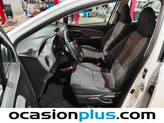 Toyota Yaris 100H Advance 74 kW (100 CV)