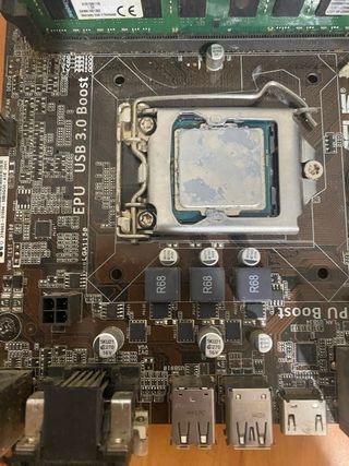 Placa Base DDR3 Gigabyte LGA1150