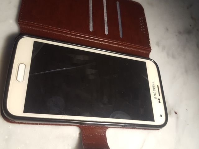 Samsung Galaxy S5 Android 10 + SD 128GB