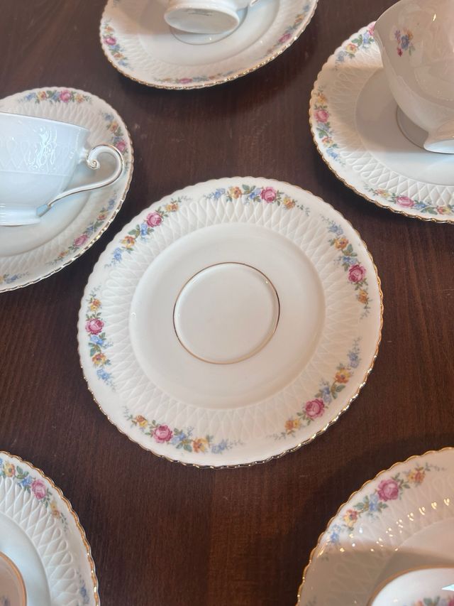 Set 12 Tazze da Colazione in Porcellana