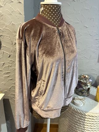 Chaqueta terciopelo ( todo bajada precios)