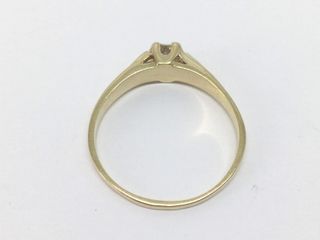 anillo oro 18k con piedra con circonita