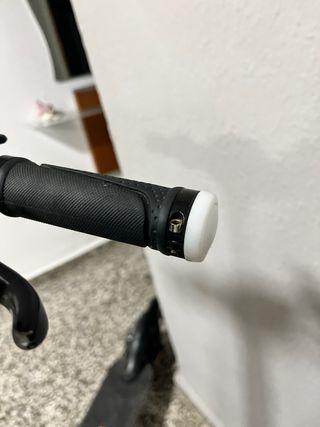 Patinete Eléctrico Red Bull Racing