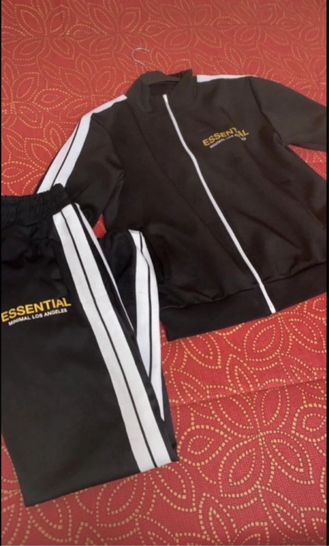 Tuta ESSENTIAL Minimal Los Angeles