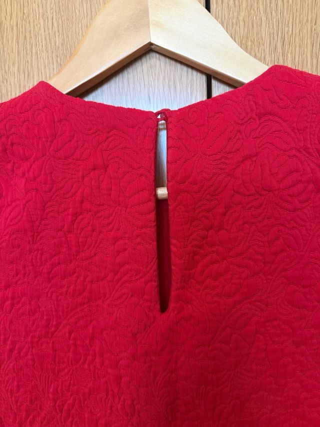 Vestido rojo Zara